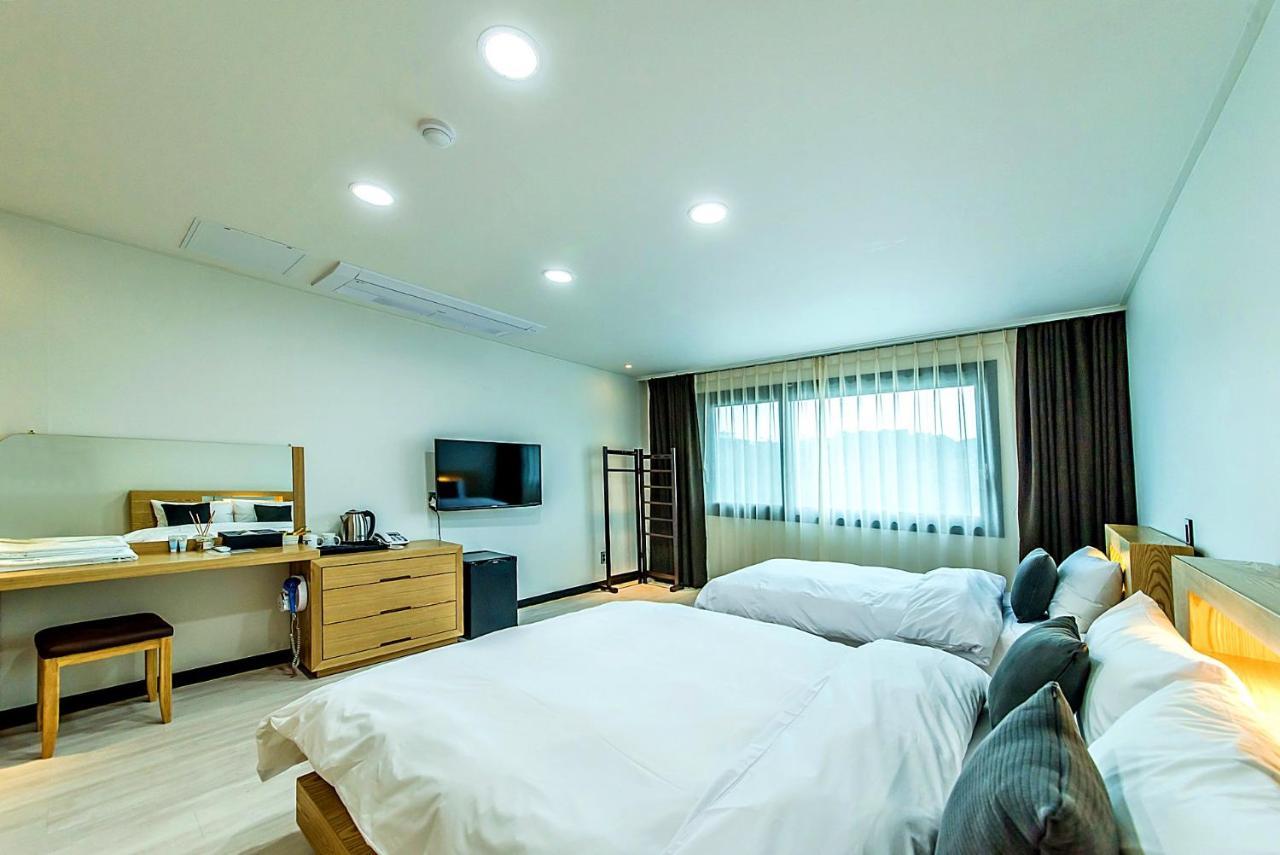 Nine Boutique Hotel Seogwipo Extérieur photo