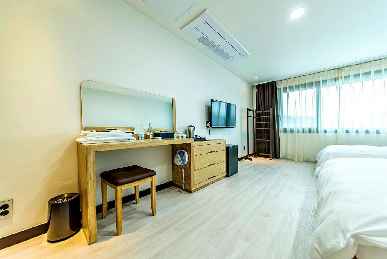 Nine Boutique Hotel Seogwipo Extérieur photo