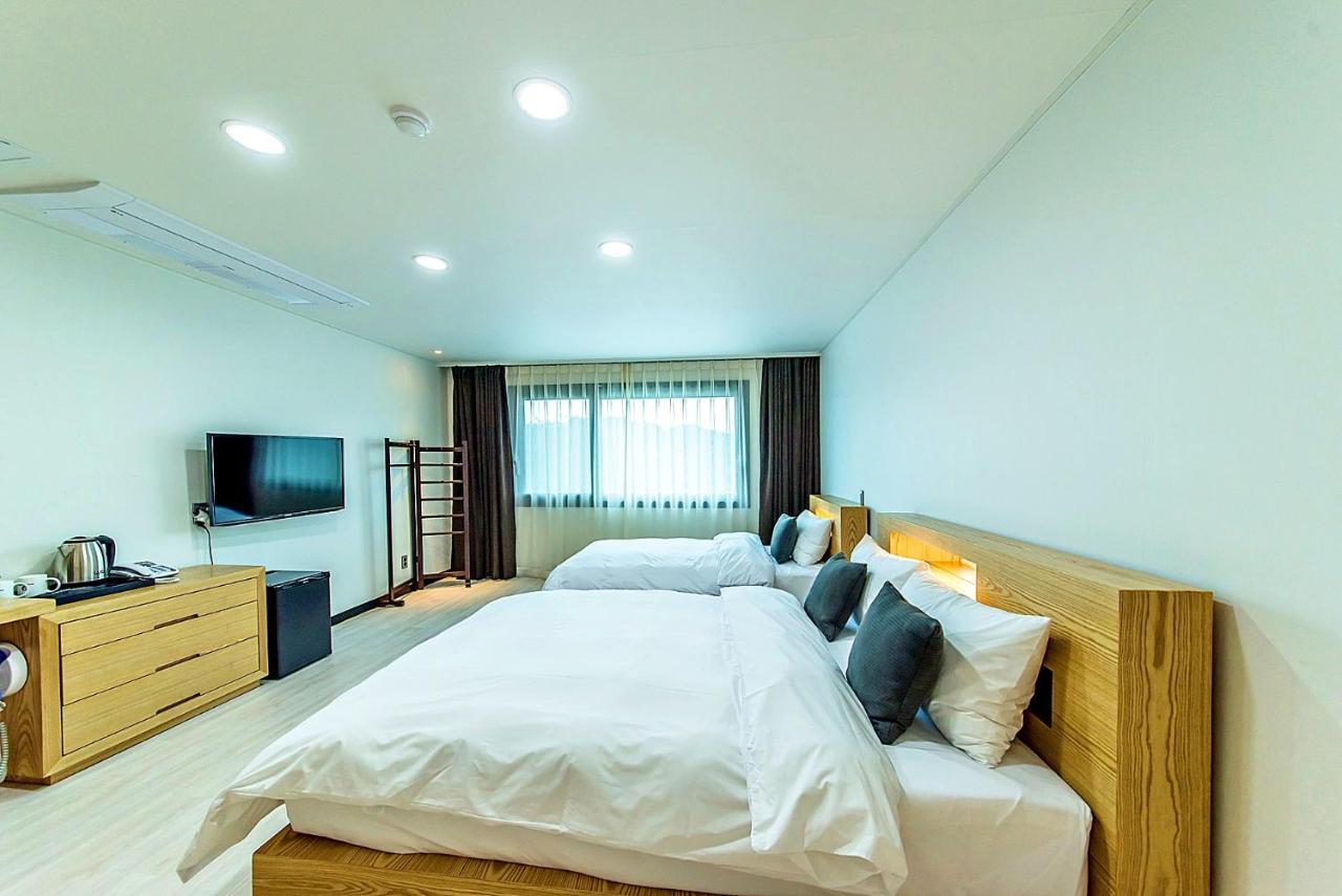 Nine Boutique Hotel Seogwipo Extérieur photo