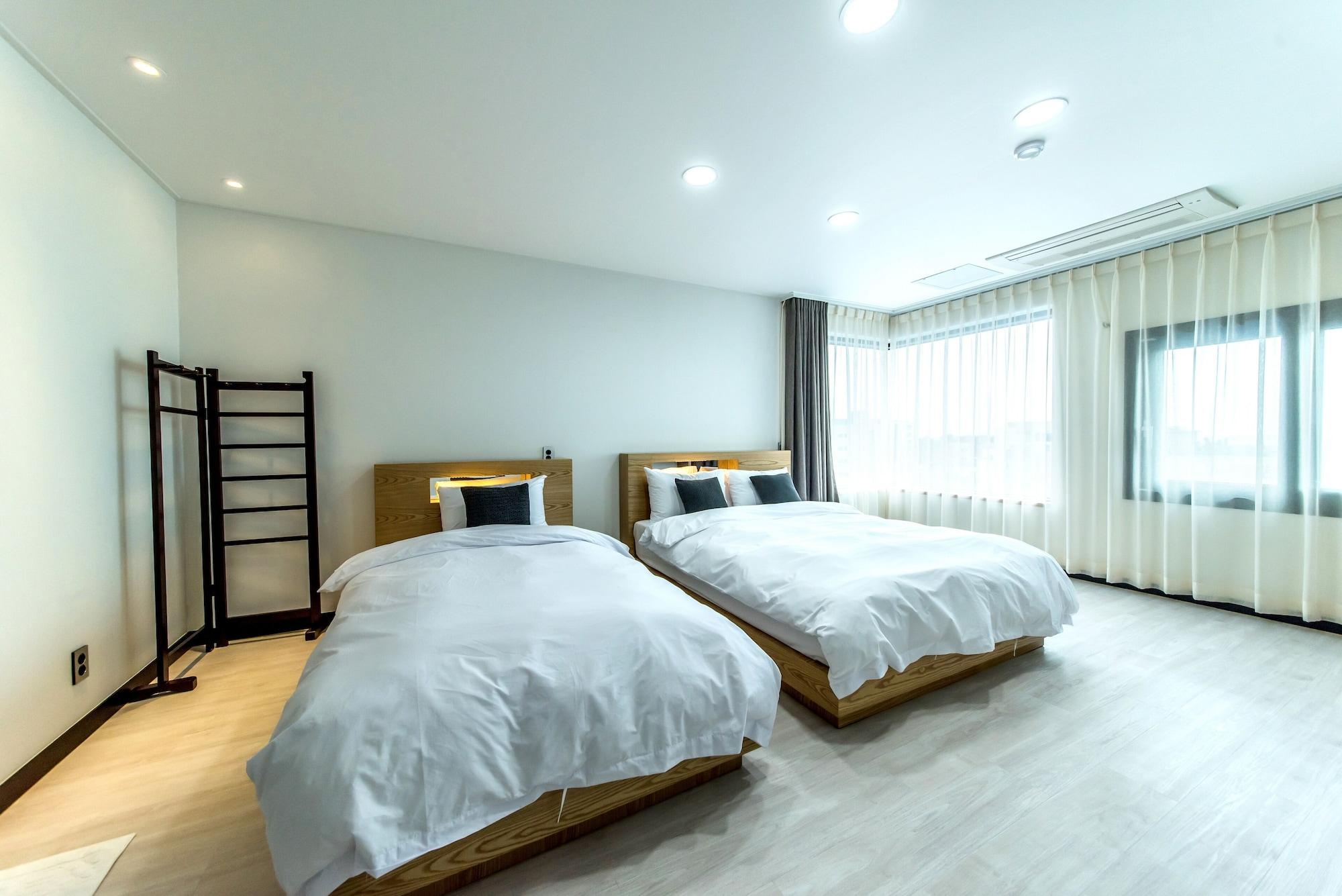 Nine Boutique Hotel Seogwipo Extérieur photo